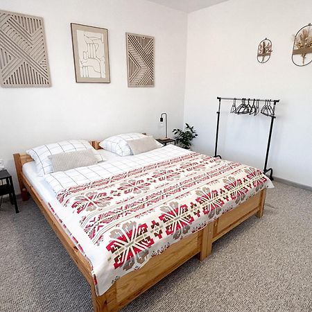 Vivi Apartments ลิฟตอฟสกีมิคูลาช ภายนอก รูปภาพ